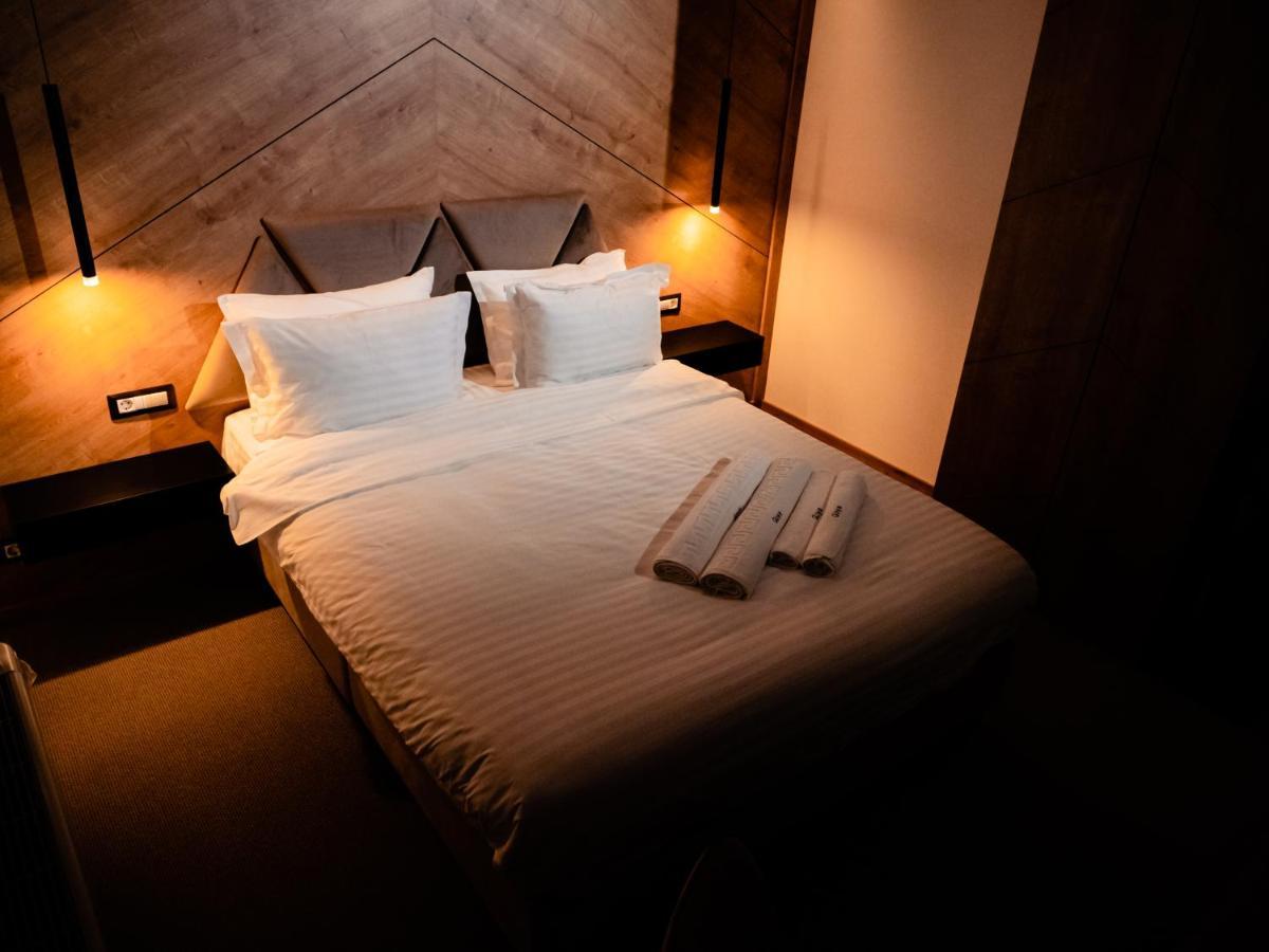 Hotel Goya Boutique Târgu Jiu Eksteriør billede