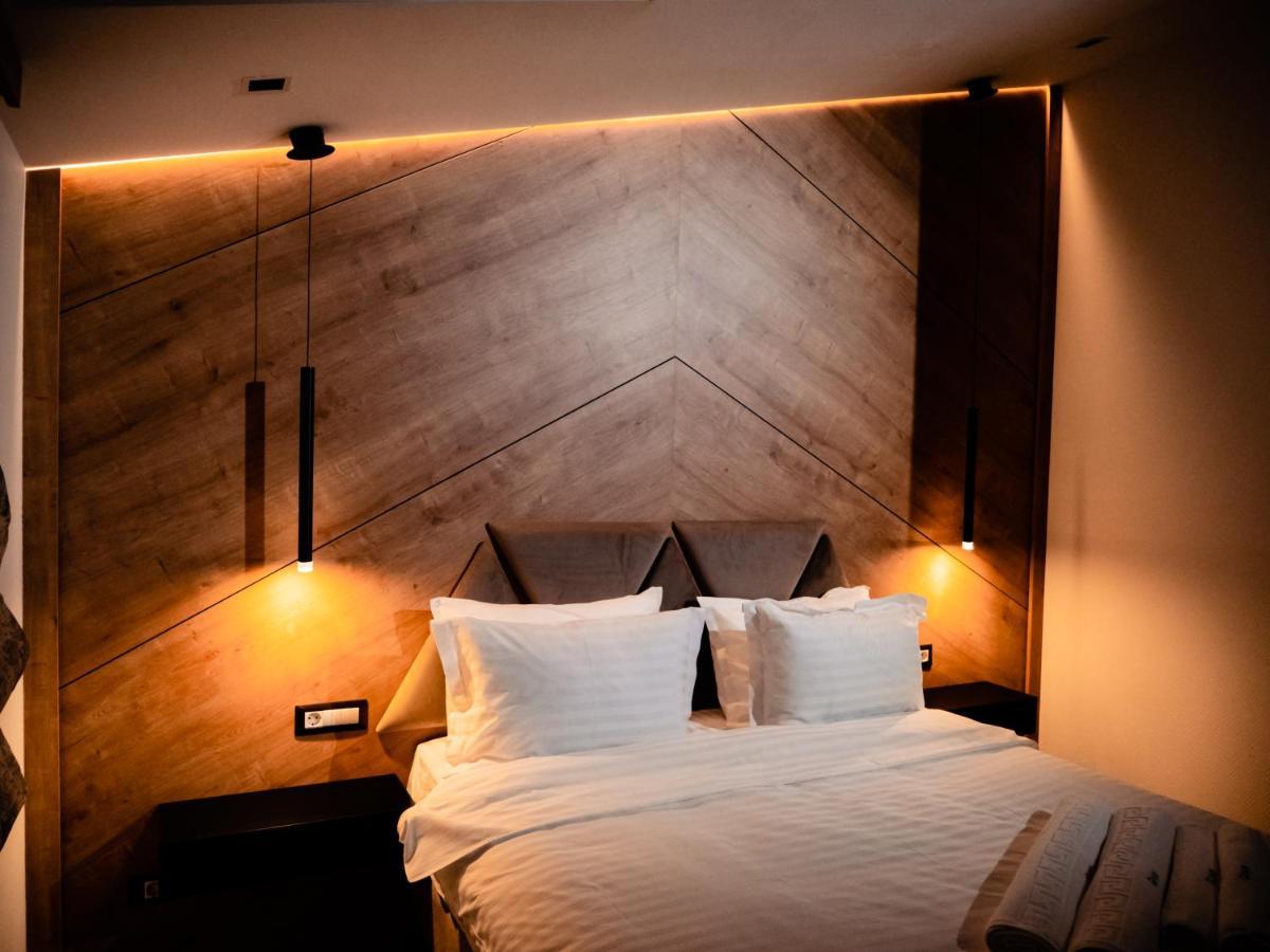 Hotel Goya Boutique Târgu Jiu Eksteriør billede