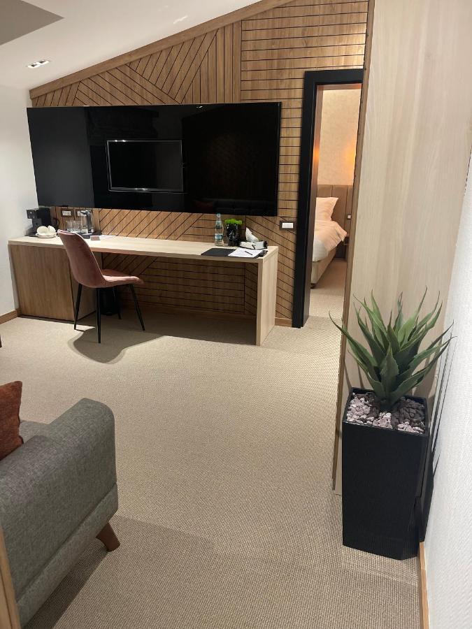 Hotel Goya Boutique Târgu Jiu Eksteriør billede