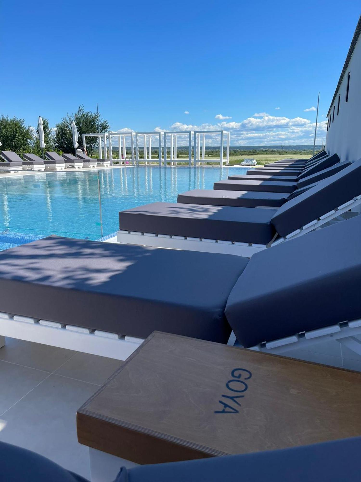 Hotel Goya Boutique Târgu Jiu Eksteriør billede