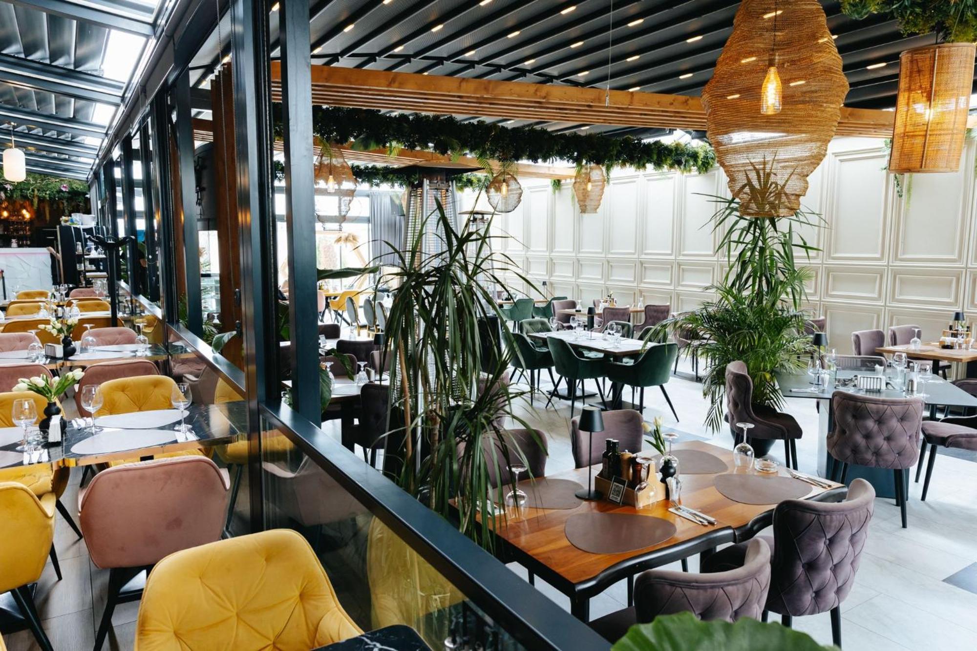 Hotel Goya Boutique Târgu Jiu Eksteriør billede