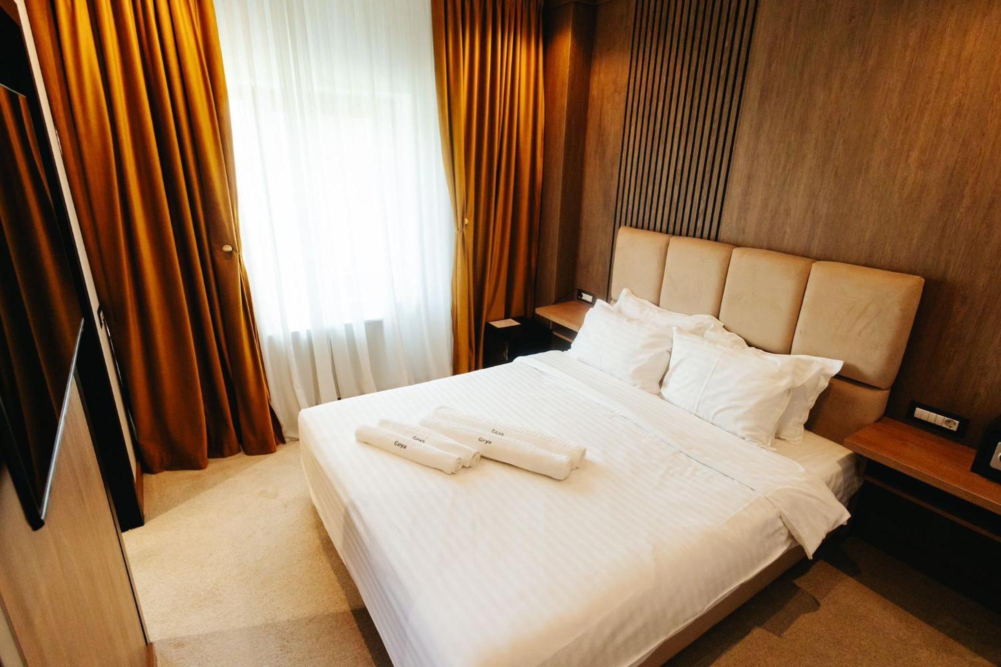 Hotel Goya Boutique Târgu Jiu Eksteriør billede