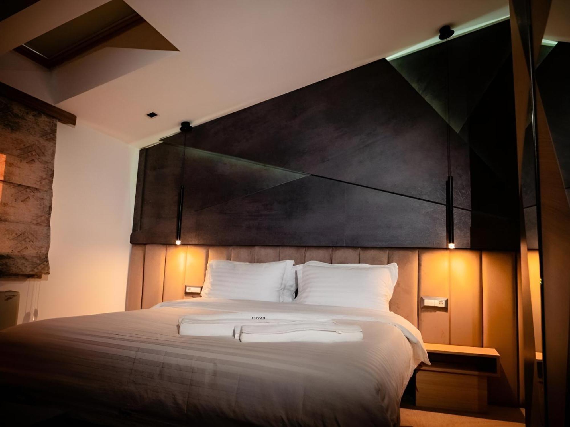 Hotel Goya Boutique Târgu Jiu Eksteriør billede